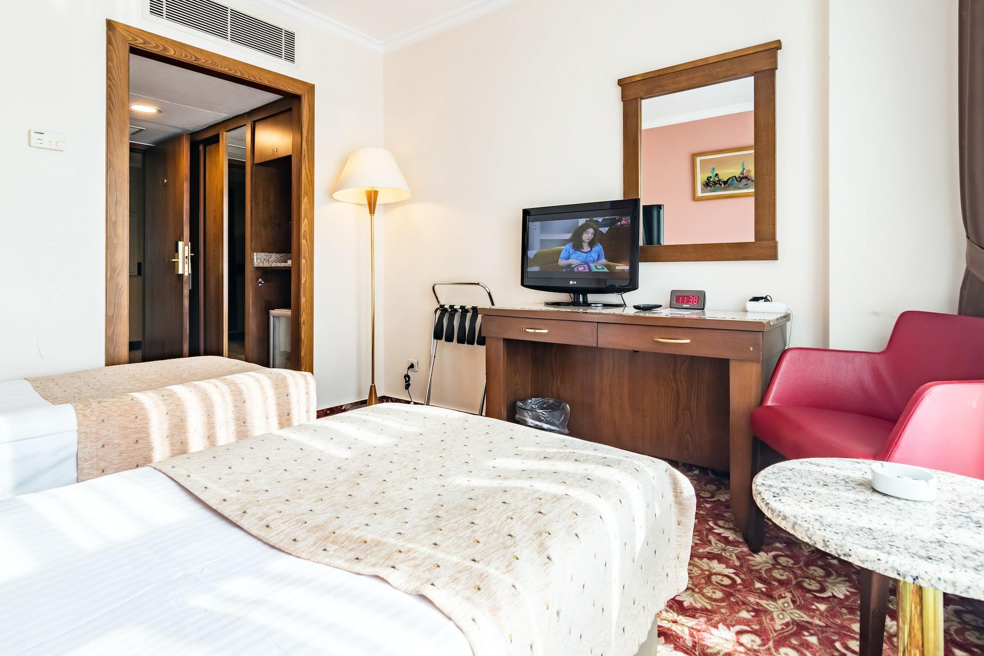 Hotel 2000 Kavaklidere Ankara Exterior foto