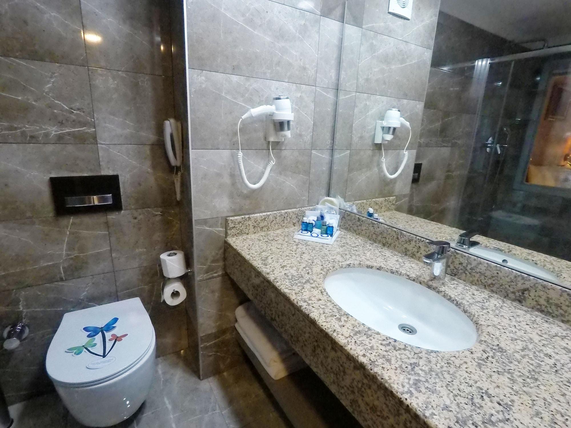 Hotel 2000 Kavaklidere Ankara Exterior foto