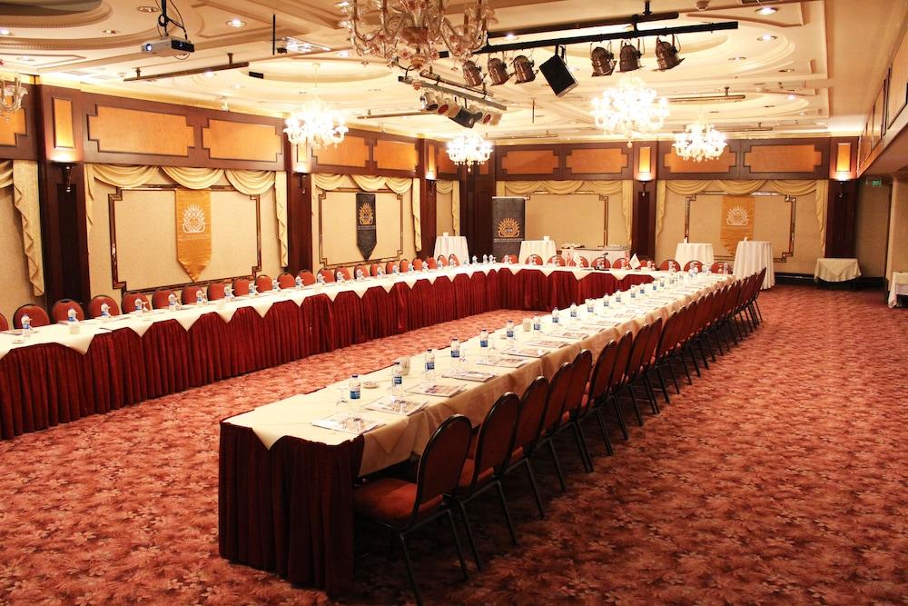 Hotel 2000 Kavaklidere Ankara Exterior foto